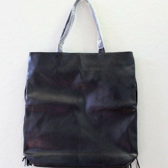 Victoria's Secret Flirty Fringe Faux Leather Logo Black Tote - Picture 4 of 4